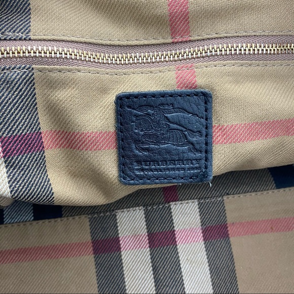 💥Burberry bag - Picture 9 of 10